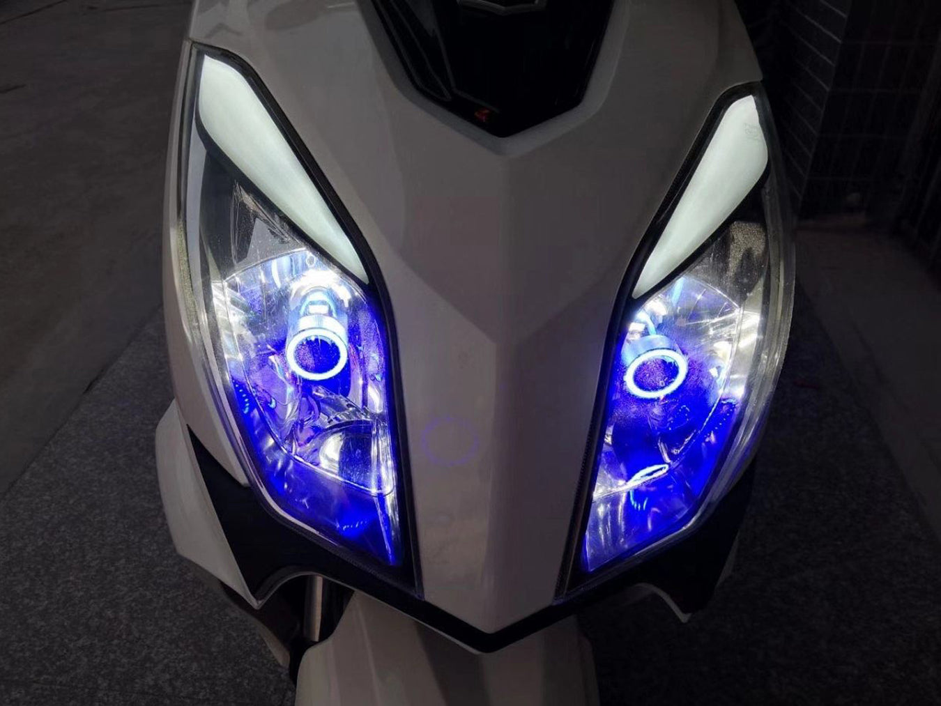 Motorcycle Lighting/LED Headlight Bulbs